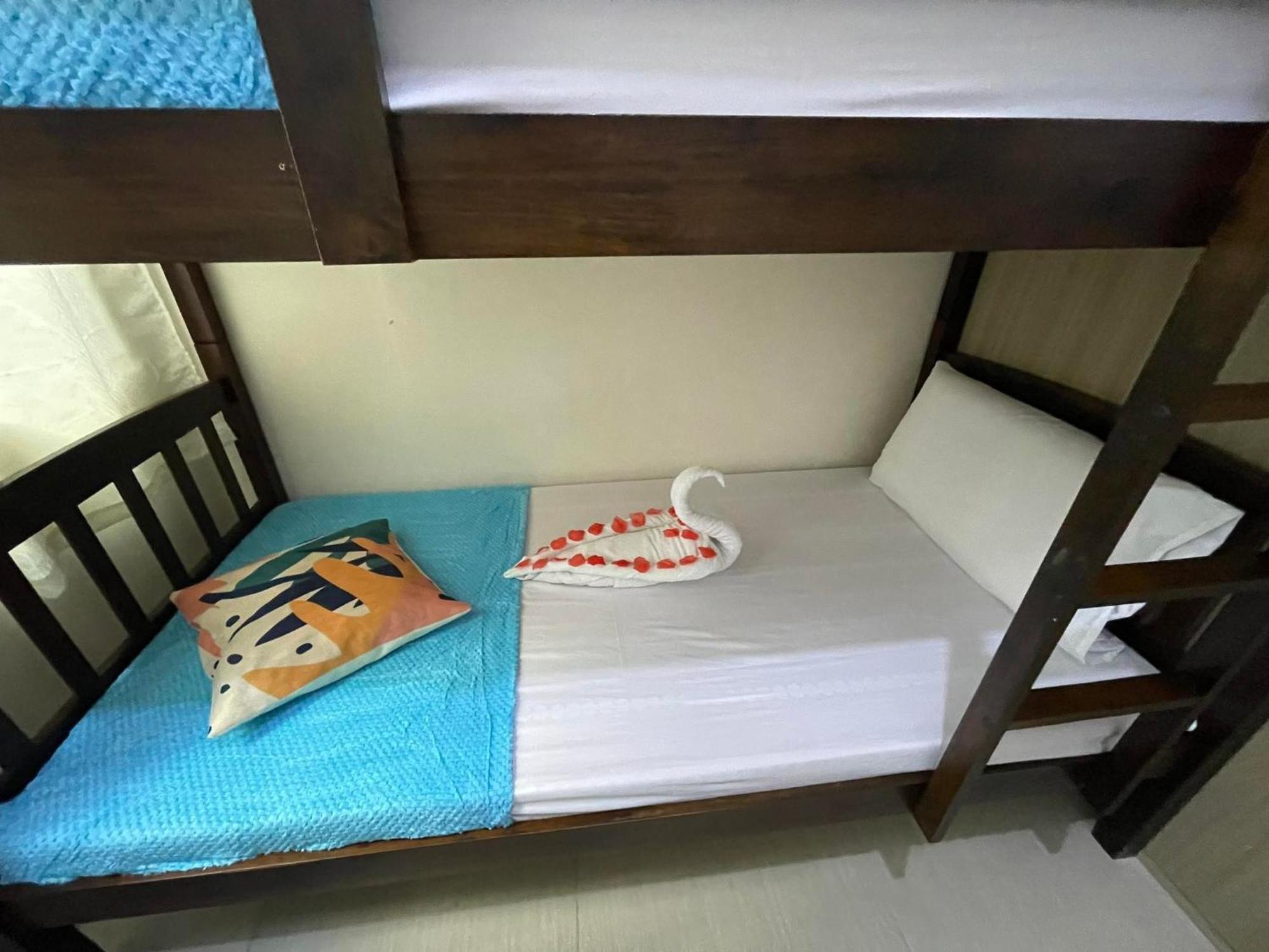 Shore Residences, Mall Of Asia Complex Stays By Pbyy Manila Bagian luar foto
