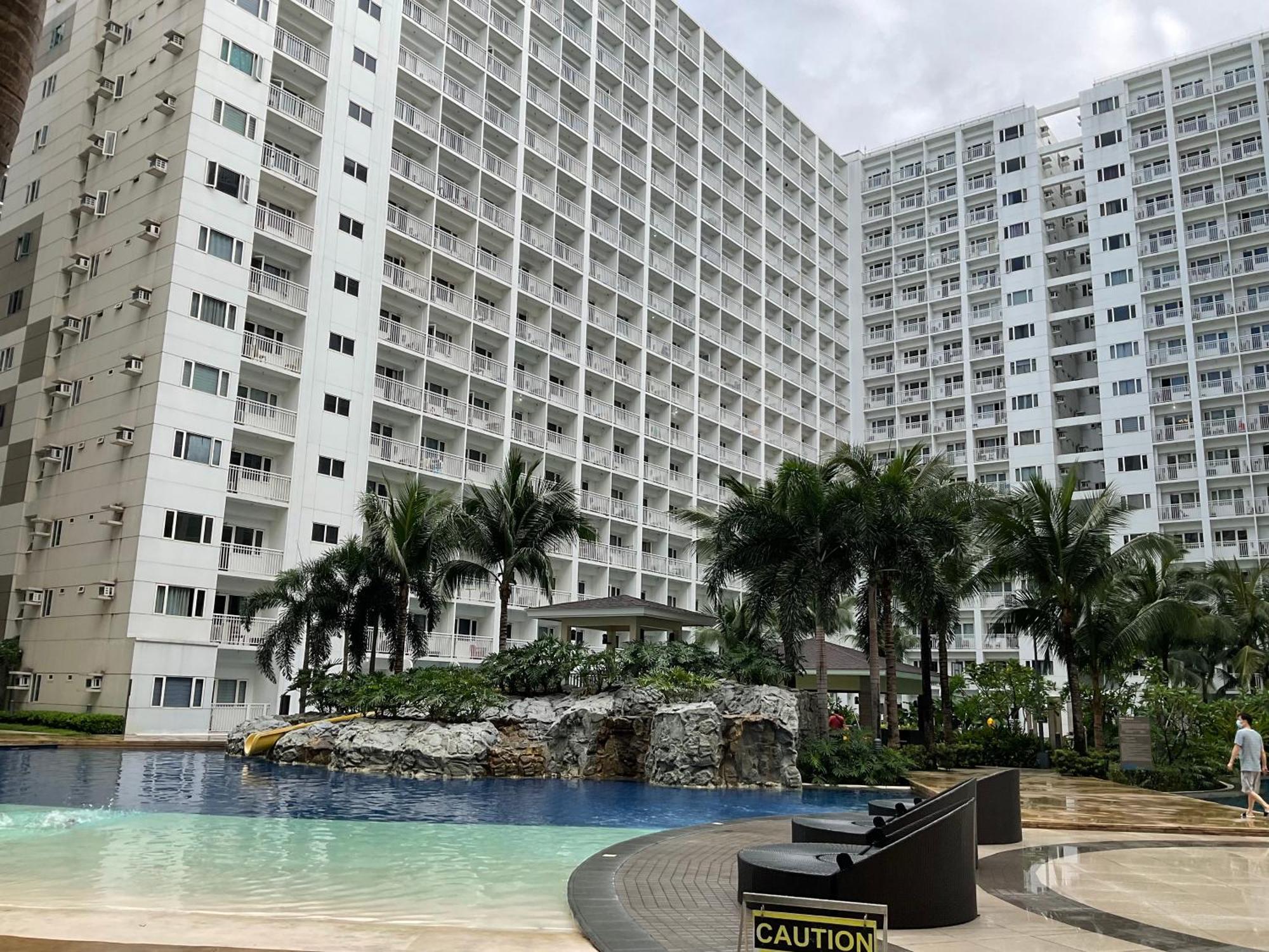 Shore Residences, Mall Of Asia Complex Stays By Pbyy Manila Bagian luar foto