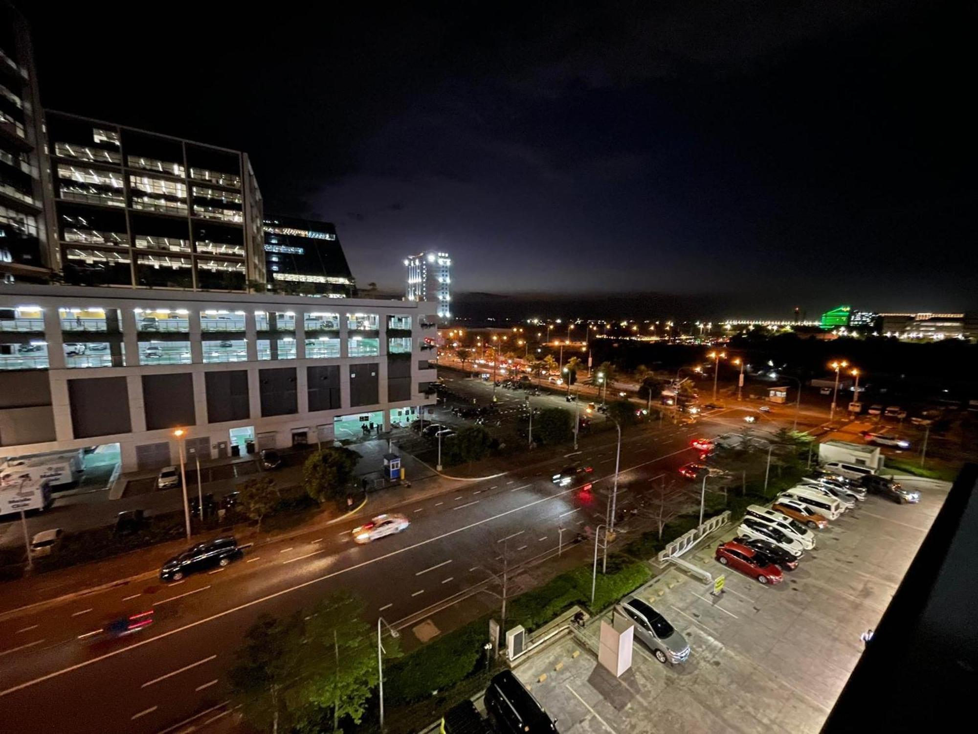Shore Residences, Mall Of Asia Complex Stays By Pbyy Manila Bagian luar foto